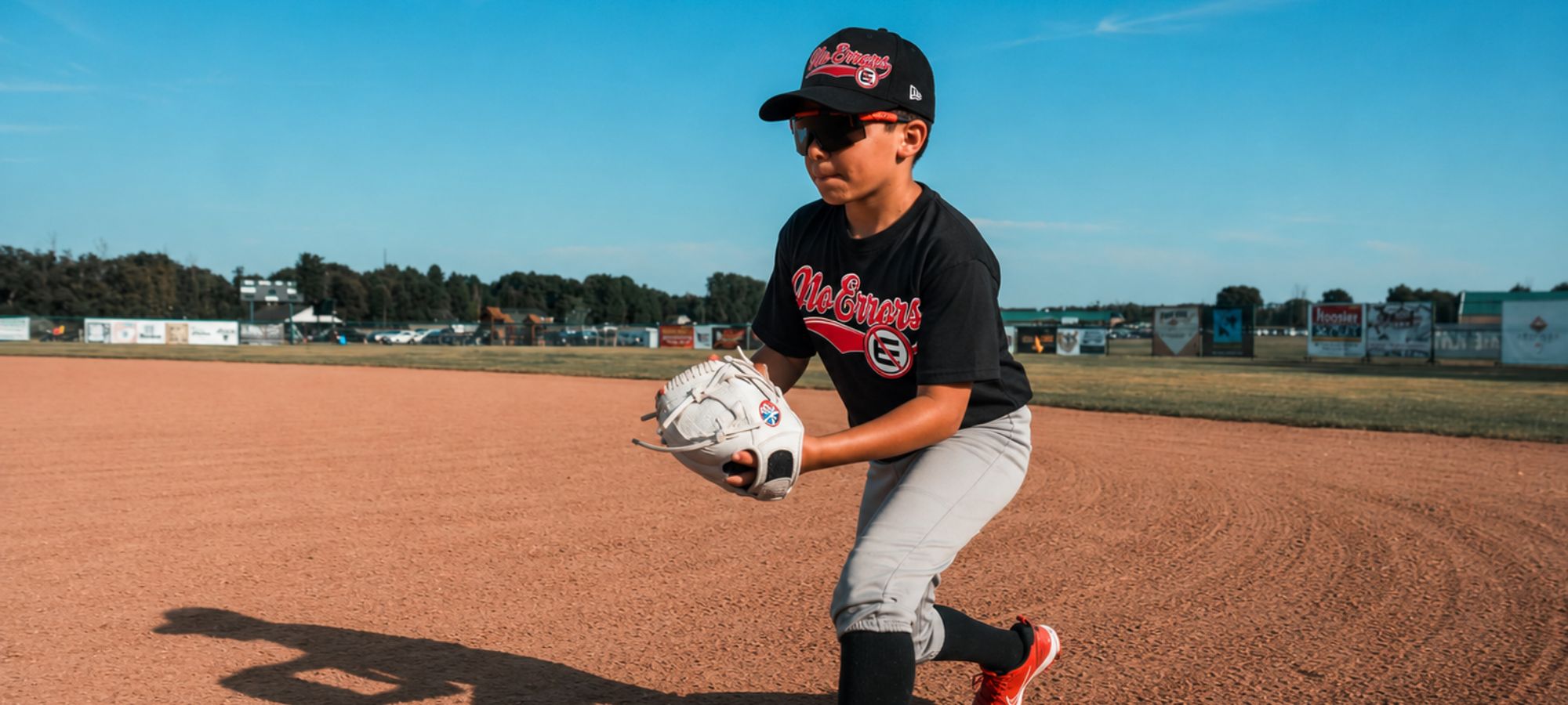 Valle Youth Training Gloves by No Errors