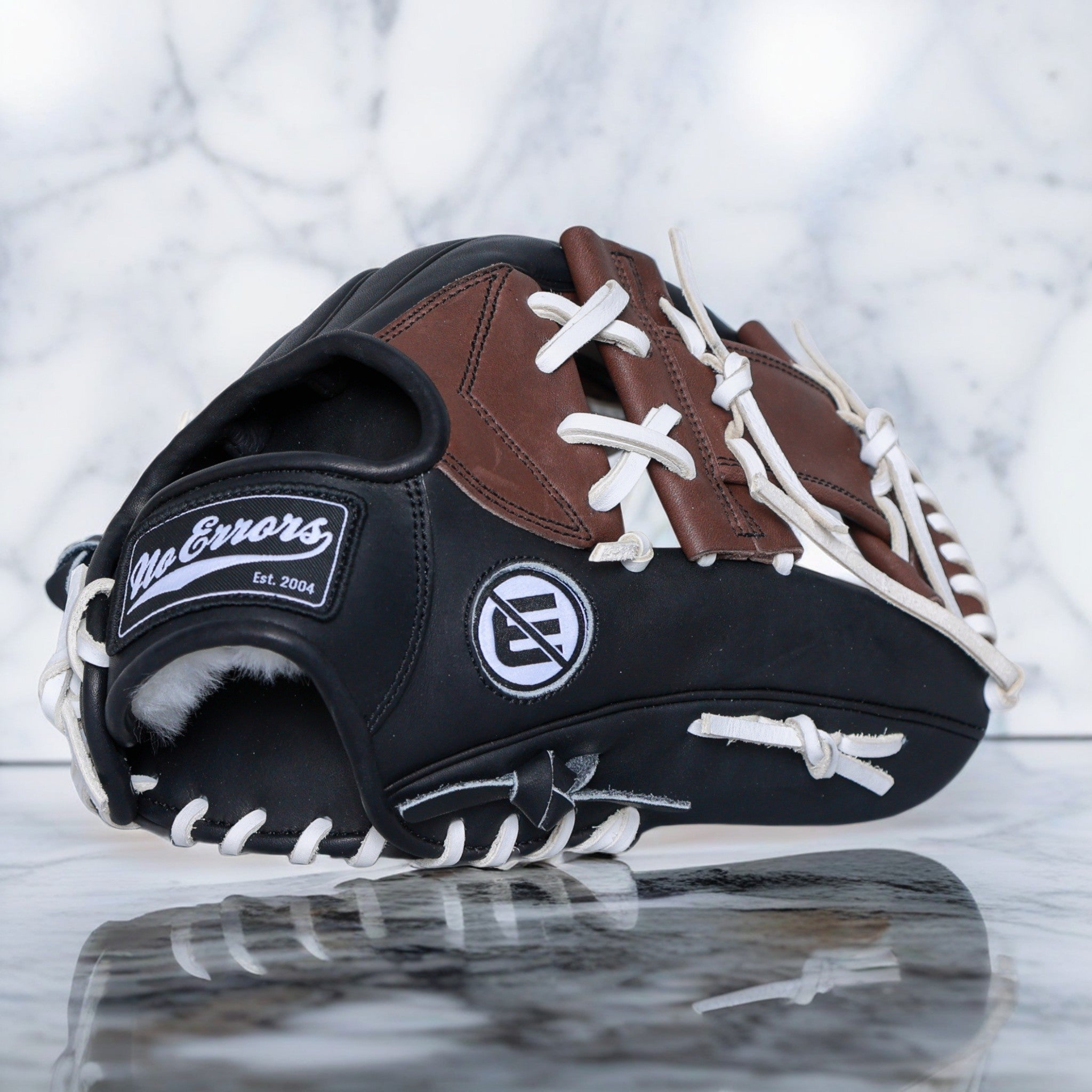 BASEBALL GLOVES - No Errors Sports