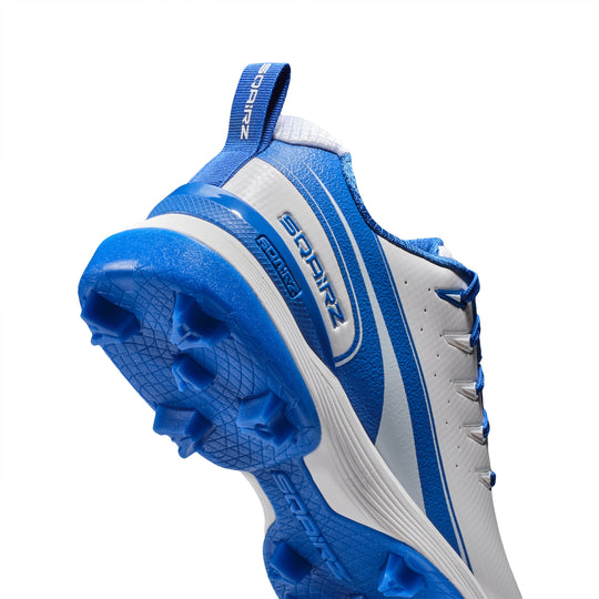 Blue Sqairz molded cleat for womens softball delivers comfort and superior traction