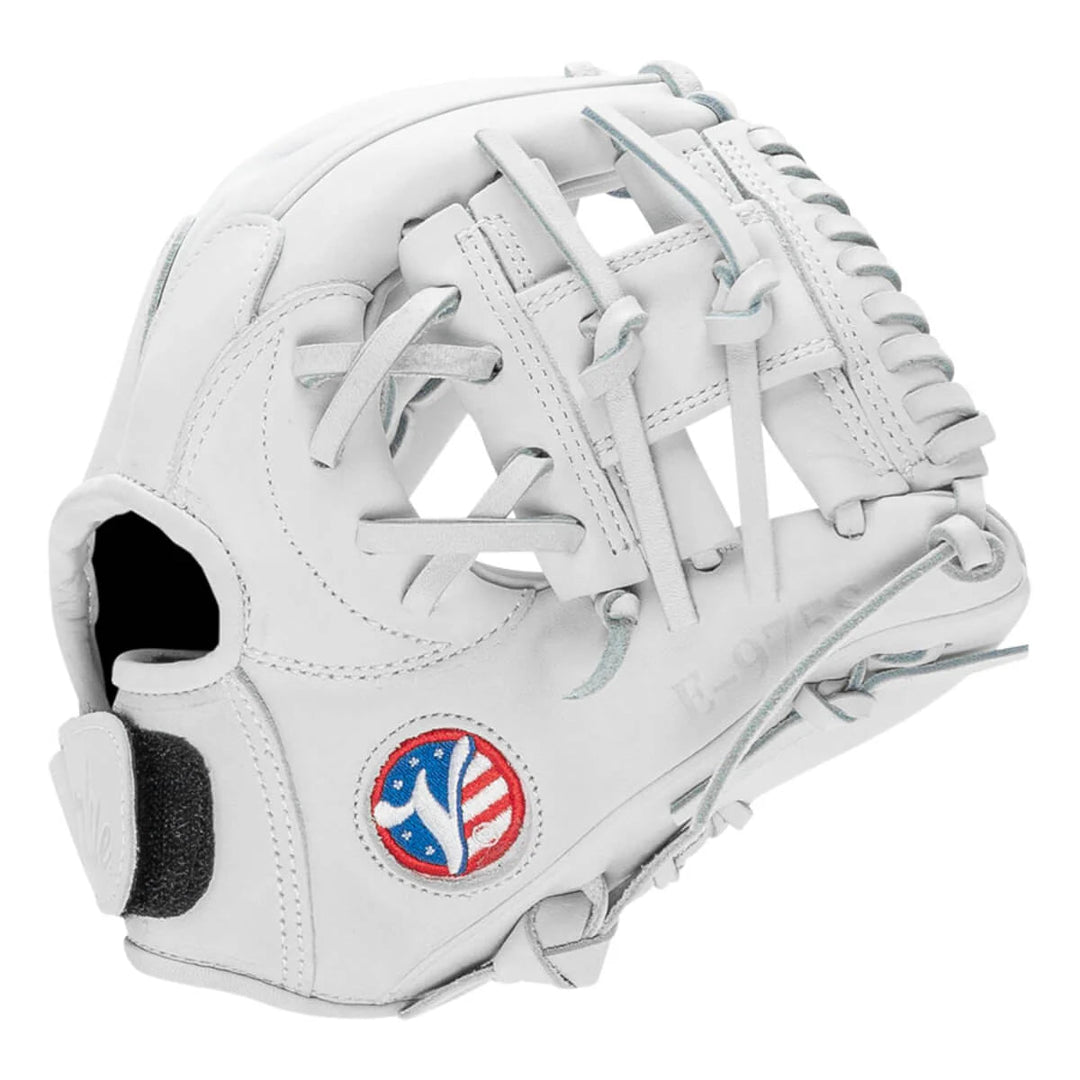 closeup view of glove trainer
