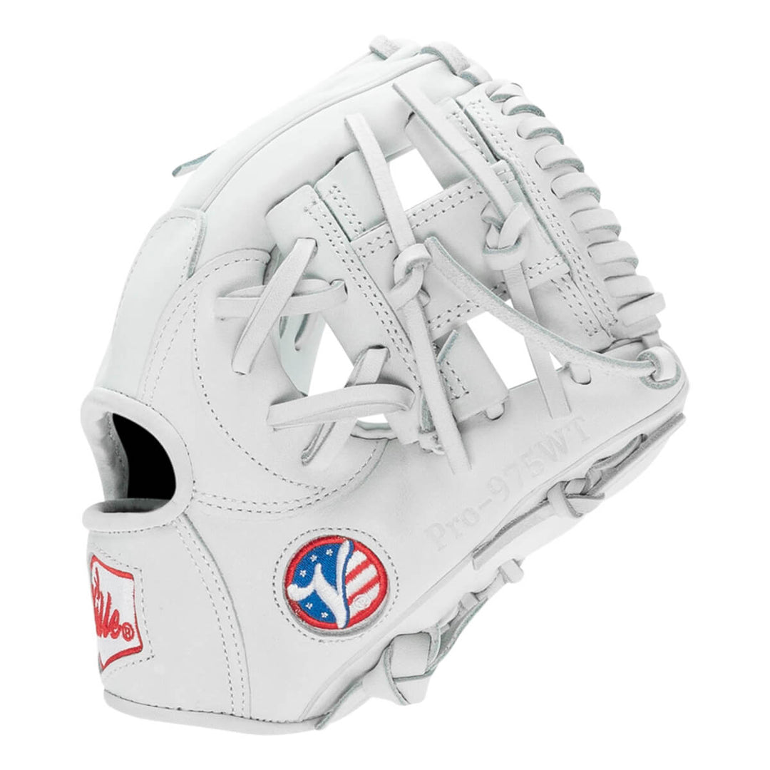 closeup of valle glove webbing 