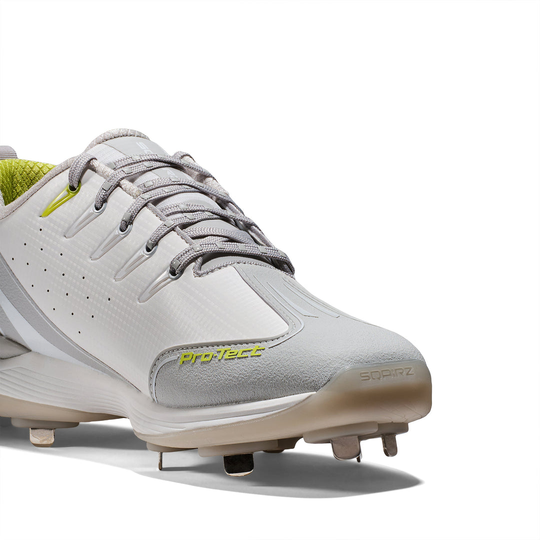 SQAIRZ GFP2™ Softball Metal Spikes | Womens Footwear